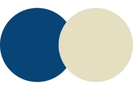 Zu sehen ist das Farbschema für das Branding des Seehauses. Die Farben Beige und Dunkelblau werden verwendet. Markenaufbau für das Seehaus. Von der Grafikdesignerin Theresa Fischer aus Oberau bei Garmisch-Partenkirchen.